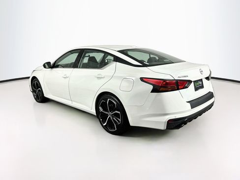 Used 2024 Nissan Altima 2.5 SR FWD image 5