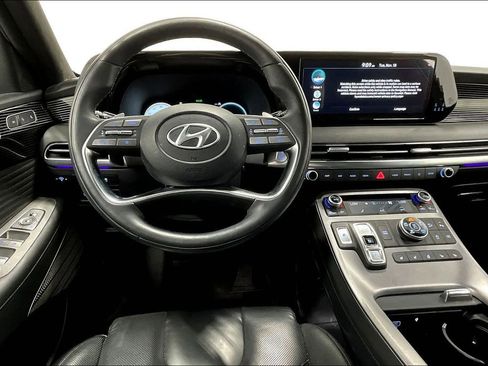 Used 2024 Hyundai Palisade Calligraphy image 7