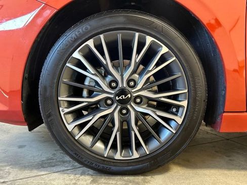 Used 2024 Kia Forte GT-Line w/ GT-Line Premium Package FWD image 10