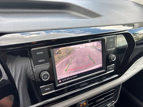 Certified 2023 Volkswagen Taos S FWD image 19