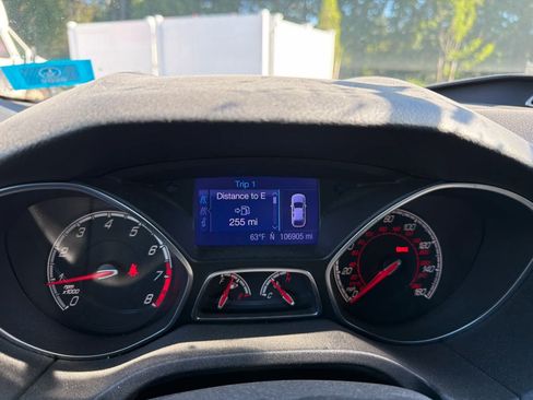 Used 2013 Ford Focus ST FWD image 9