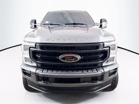 Used 2022 Ford F350 Platinum w/ FX4 Off-Road Package image 2