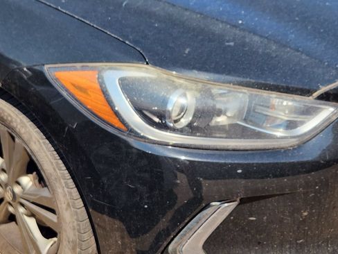 Used 2017 Hyundai Elantra Value Edition FWD image 20