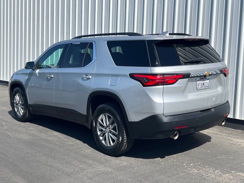 Used 2022 Chevrolet Traverse LT AWD/4WD image 4