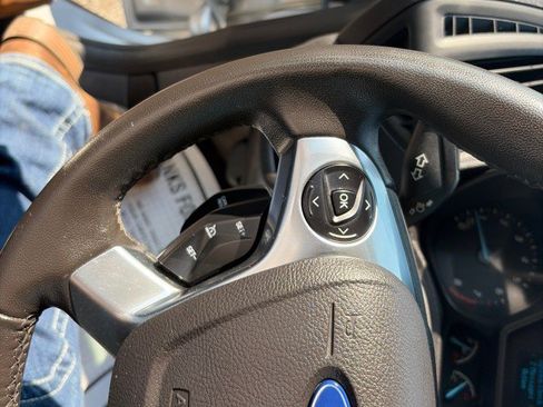 Used 2016 Ford Transit Connect XL FWD image 12