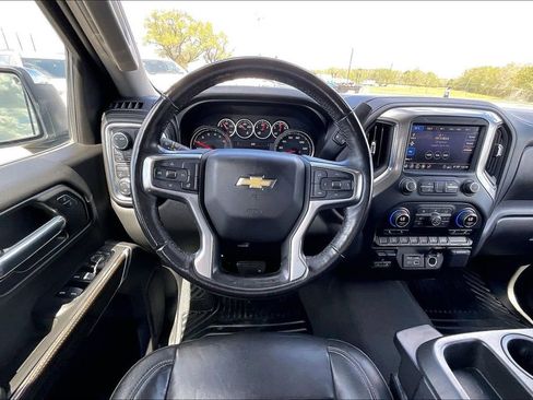 Used 2020 Chevrolet Silverado 1500 LT w/ Texas Edition image 8