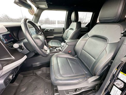 Used 2022 Ford Bronco Badlands image 29