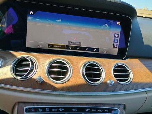 Used 2023 Mercedes-Benz E 350 4MATIC Sedan image 15