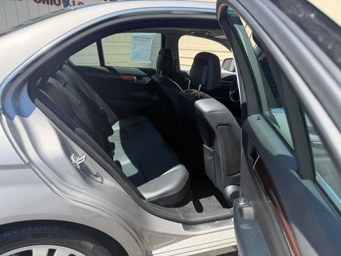 Used 2008 Mercedes-Benz C 300 Sedan image 4