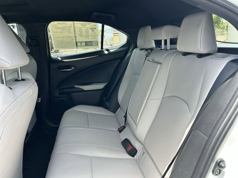 Used 2025 Lexus UX 300h FWD w/ Accessory Package (Z1) image 35