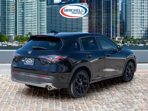 Certified 2023 Honda HR-V Sport image 5