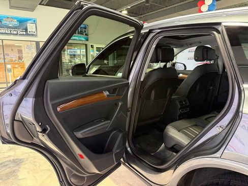 Used 2023 Audi Q5 2.0T Premium Plus AWD/4WD image 33