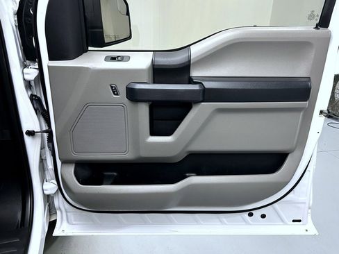 Used 2018 Ford F150 XL w/ Equipment Group 101A Mid image 16