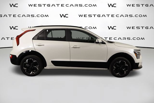 Certified 2024 Kia Niro Wind FWD image 44