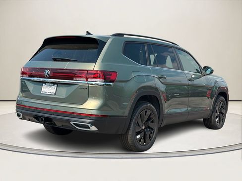 New 2026 Volkswagen Atlas SE AWD/4WD image 3