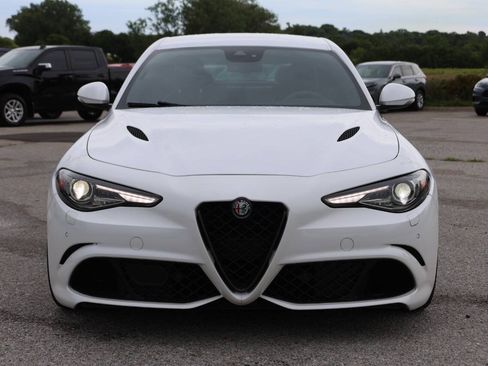 Used 2017 Alfa Romeo Giulia Quadrifoglio RWD image 2