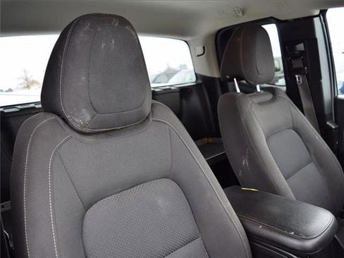 Used 2022 Chevrolet Colorado LT w/ Fleet Safety Package image 22