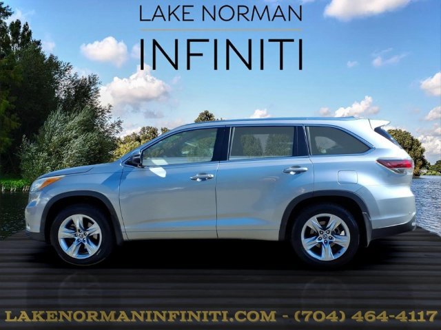 Used 2016 Toyota Highlander Limited FWD image 23