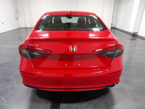 Used 2022 Honda Civic Sport image 5
