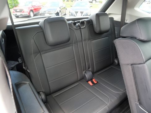 Used 2019 Volkswagen Tiguan S AWD/4WD image 37