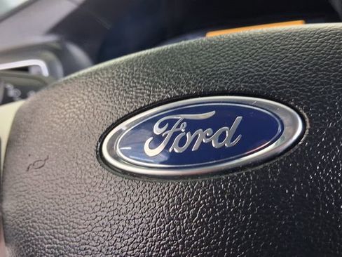 Used 2023 Ford Explorer Limited AWD/4WD image 39