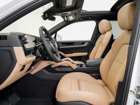 New 2026 Porsche Cayenne AWD/4WD image 6