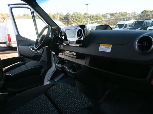 Used 2026 Mercedes-Benz Sprinter 3500 image 19