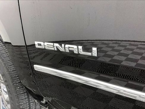 Used 2016 GMC Yukon Denali w/ Open Road Package AWD/4WD image 20
