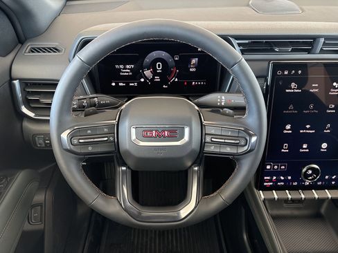 New 2026 GMC Terrain AT4 w/ Convenience Package III image 18