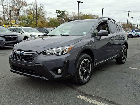 Certified 2023 Subaru Crosstrek 2.0i Premium image 3
