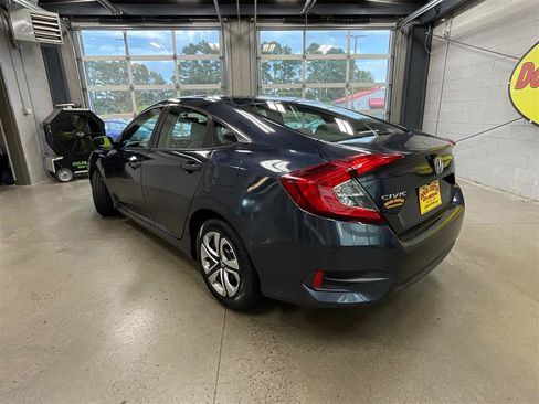 Used 2018 Honda Civic LX image 3