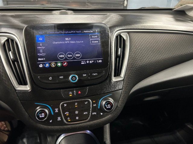 Used 2023 Chevrolet Malibu LT FWD image 9