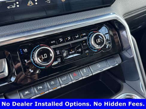 Used 2025 GMC Sierra 1500 Denali w/ Denali Reserve Package AWD/4WD image 19