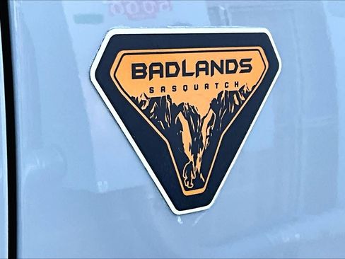 Certified 2024 Ford Bronco Badlands w/ Sasquatch Package image 9