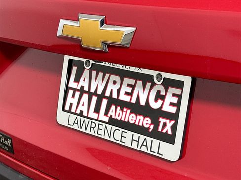 New 2026 Chevrolet Trax LT w/ Sunroof Package image 18