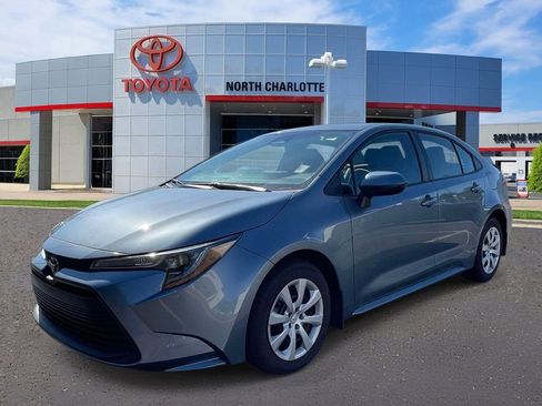 Used 2024 Toyota Corolla LE FWD image 4