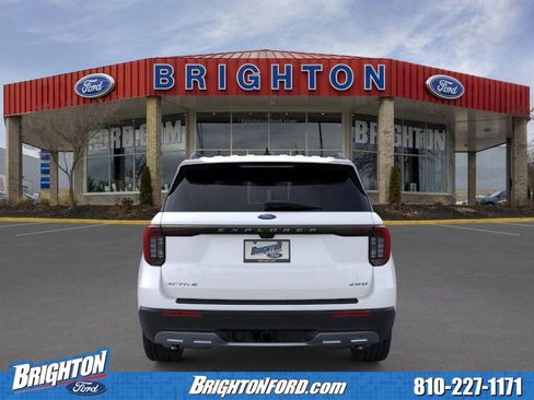 Used 2026 Ford Explorer Active w/ Active Comfort Package image 8