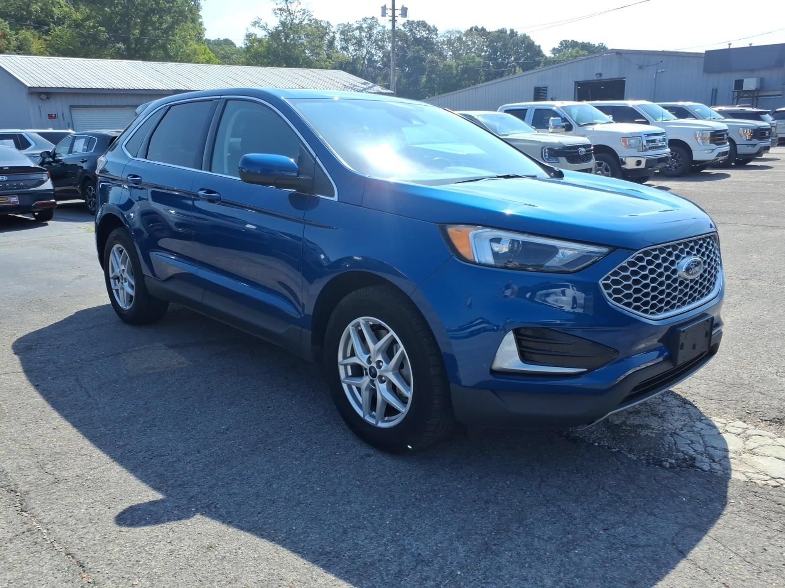 Used 2024 Ford Edge SEL AWD/4WD image 6