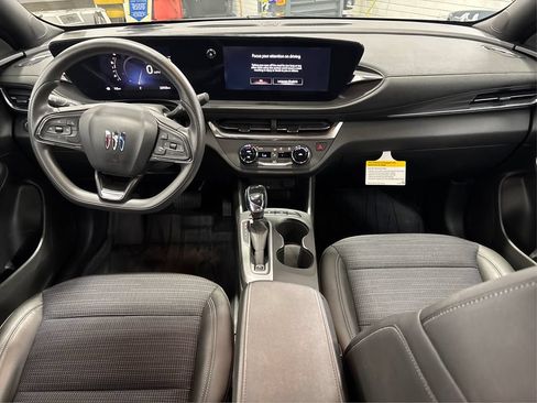 Used 2024 Buick Envista Preferred FWD image 20