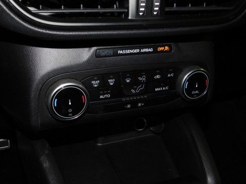 Used 2024 Ford Escape ST-Line image 22