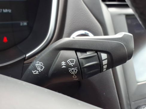 Used 2020 Ford Fusion SE FWD image 27