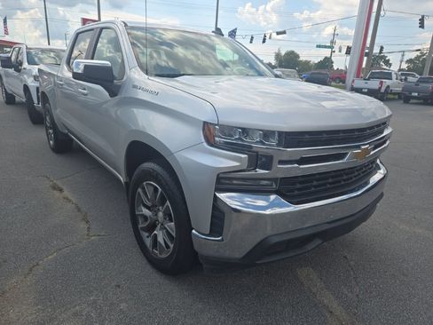 Used 2020 Chevrolet Silverado 1500 LT w/ All-Star Edition RWD image 8