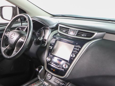 Used 2023 Nissan Murano SV FWD image 25