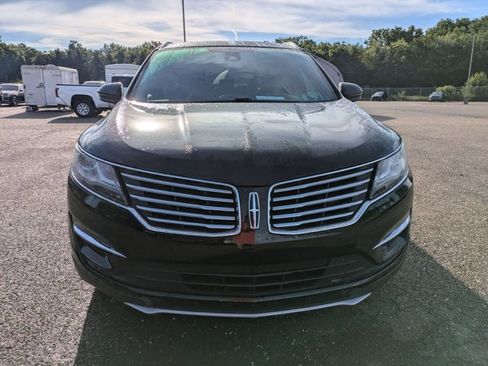 Used 2017 Lincoln MKC Reserve w/ Lincoln MKC Climate Package AWD/4WD image 2