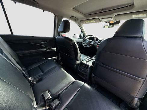 Used 2019 Honda Pilot EX-L image 28