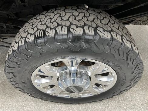 Used 2020 Ford F350 Lariat w/ Lariat Ultimate Package AWD/4WD image 15