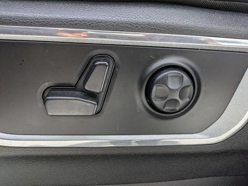 Used 2021 RAM 1500 Laramie AWD/4WD image 20