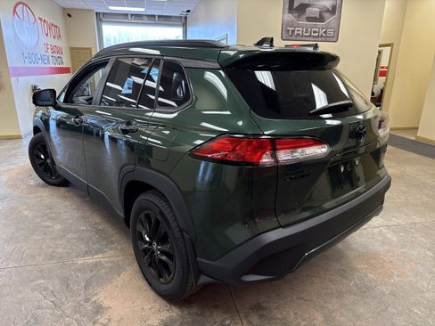 Used 2025 Toyota Corolla Cross LE w/ Moonroof Package image 10