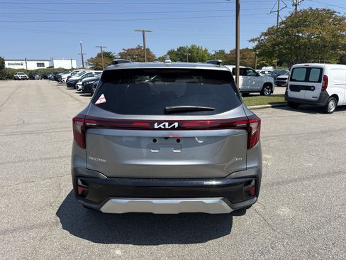 New 2026 Kia Seltos SX w/ SX Sunroof Package AWD/4WD image 3