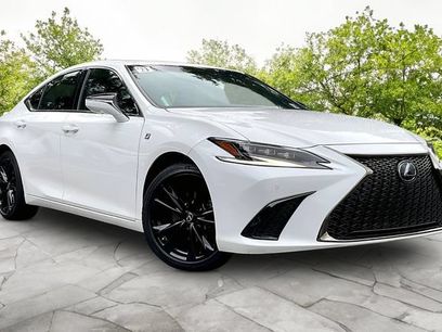 Used 2023 Lexus ES 350 F Sport w/ Accessory Package (Z2)